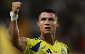 若C罗是中国人,能够配得上球王称号吗?网友为此吵翻天!