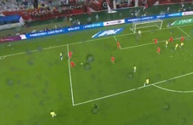 巴西3人超精妙配合!罗德里戈连晃2人,破398天国家队球荒